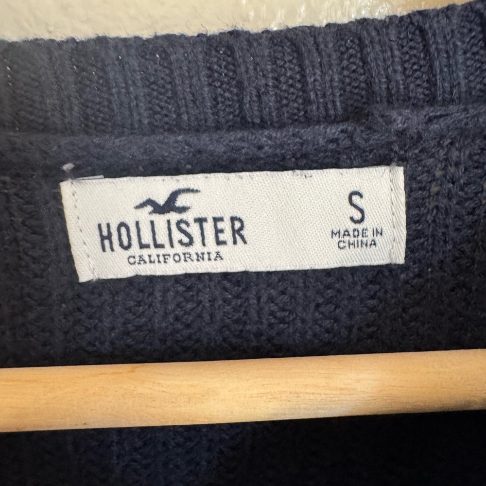 Hollister Striped Knit Sweater Navy Red White Small - Picture 5 of 10